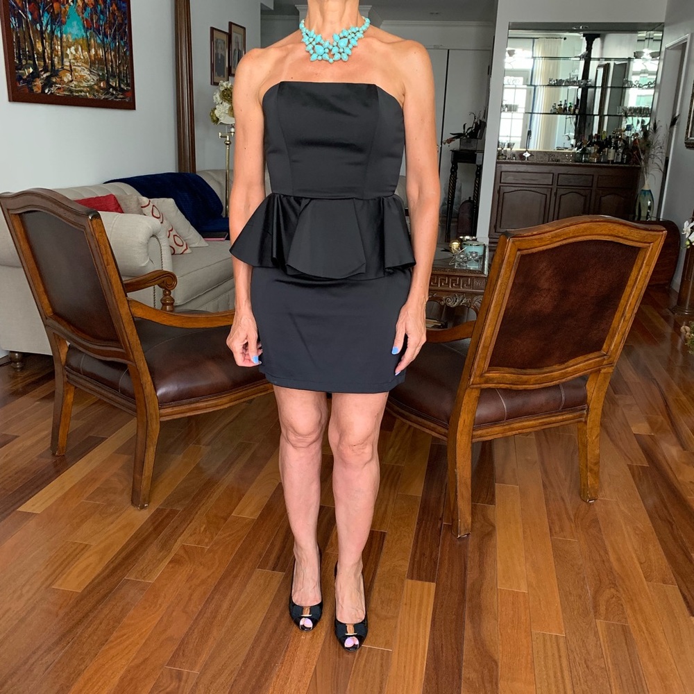🥂 Medium - Brand New w Tag Black Cocktail Dress